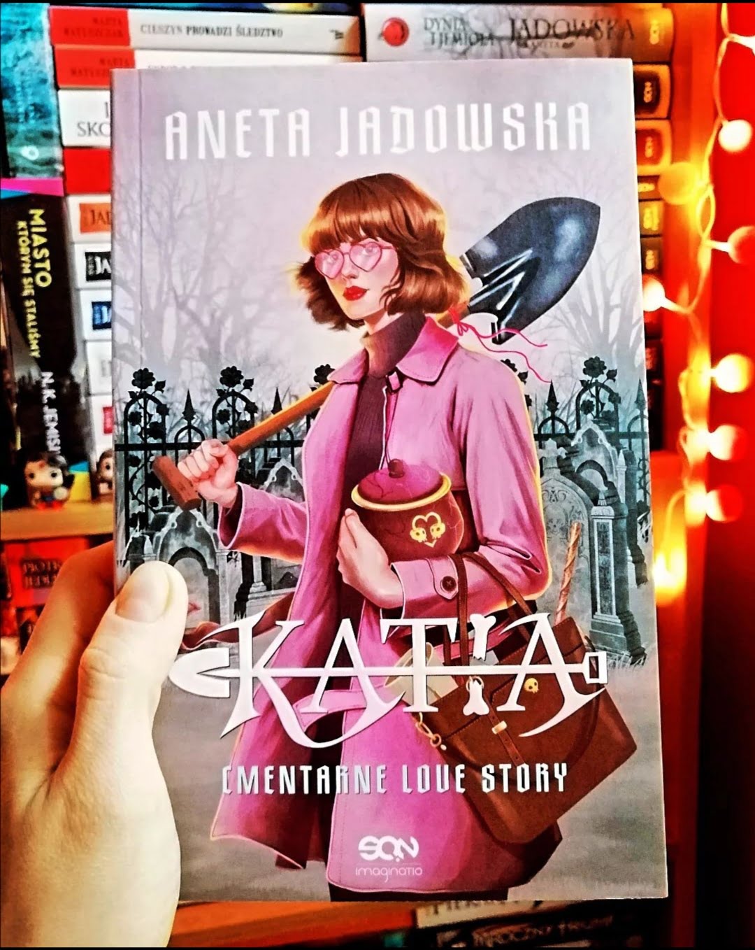 Recenzja: „Katia. Cmentarne Love Story” - Aneta Jadowska